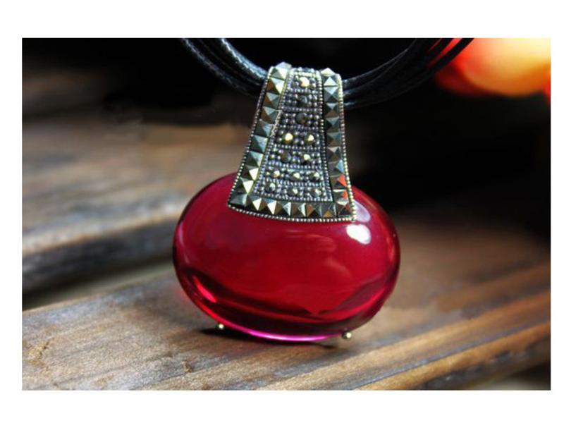 PIN·S/品尚 时尚女士项链韩版饰品吊坠--红刚玉 赠皮绳配链
