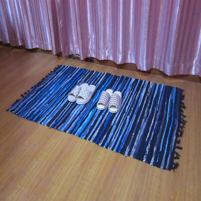 URAN 优然之家 时尚多彩复古布条地毯 90*150cm（黑色直条）