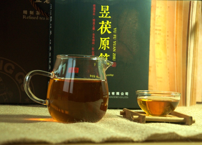 湖南安化经典原叶手筑金花茯砖黑茶