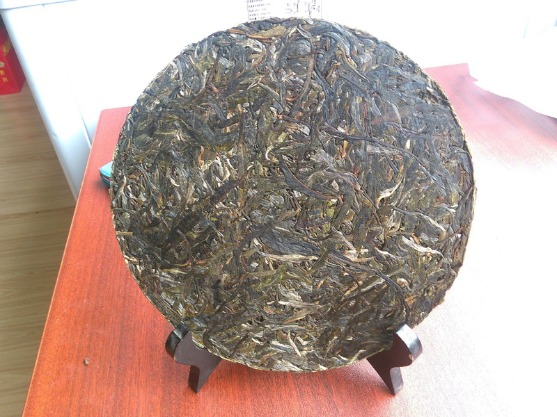 120g超薄茶饼便于陈化云南普洱茶生茶 饼茶