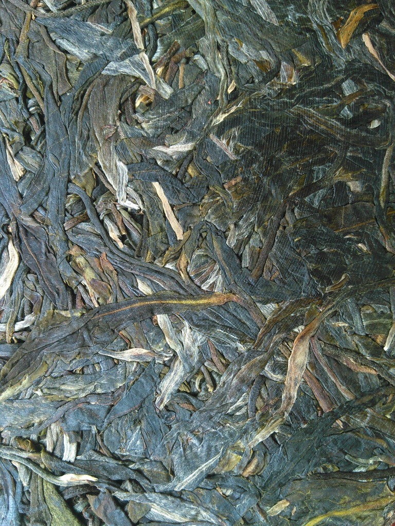 120g超薄茶饼便于陈化云南普洱茶生茶 饼茶