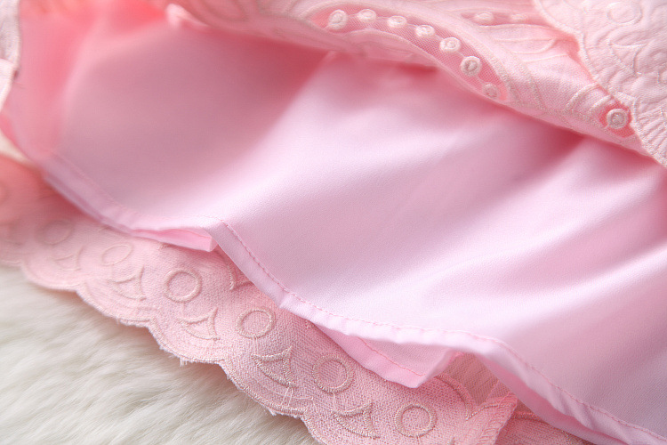 春季女装新款圆领重工刺绣网纱拼接气质纯色提花连衣裙
