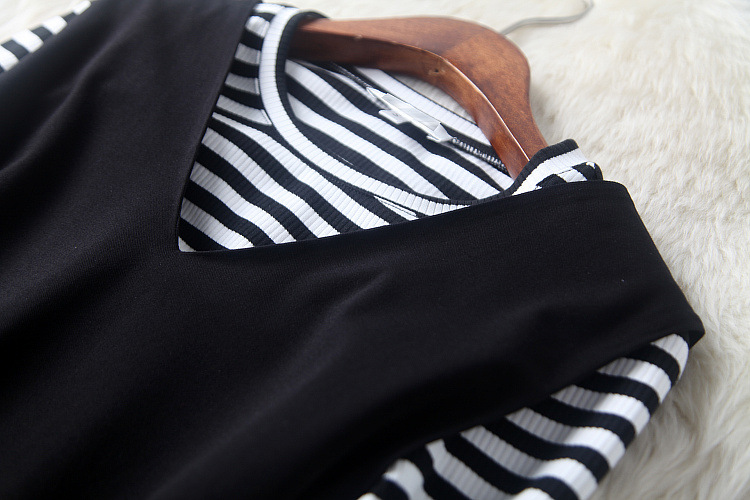 春季女装新款黑白条纹打底针织衫+百搭A字连衣裙两件套