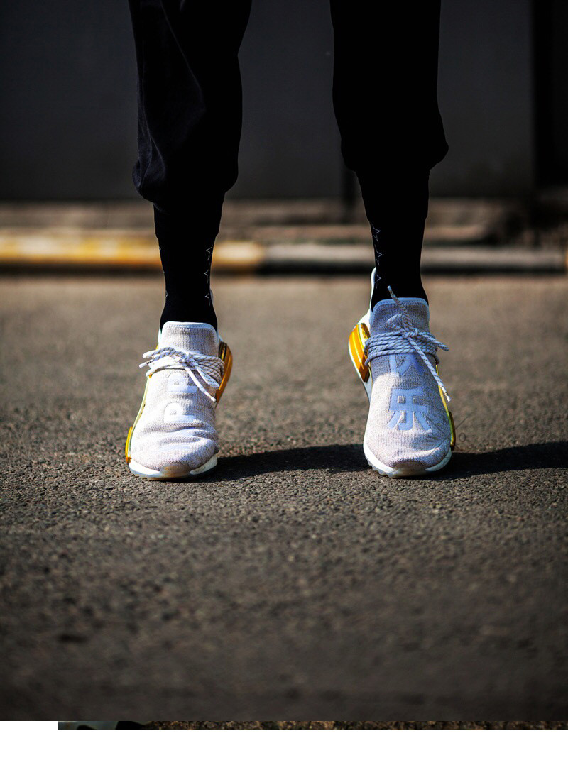 阿迪达斯/ADIDAS NMD 人类前卫菲董联名男女跑步鞋休闲运动鞋