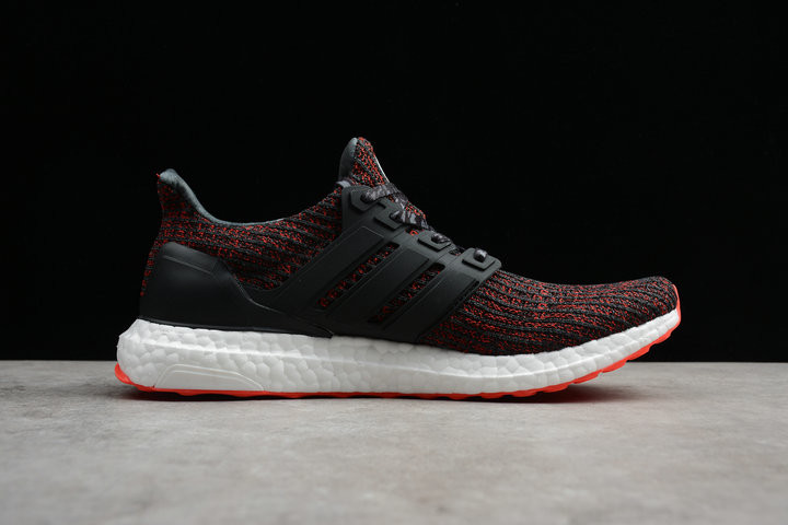 阿迪达斯/ADIDAS Ultra Boost 4.0新款男鞋UB马牌大底跑步鞋休闲运动鞋女鞋