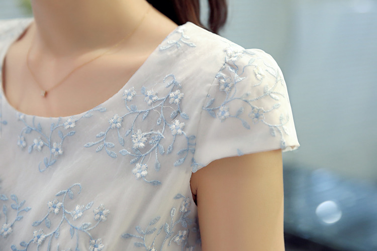 春季韩版圆领短袖甜美修身绣花高腰连衣裙