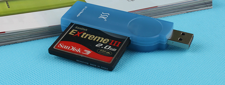 SSK飚王 SCRS028琥珀 CF卡专用读卡器 USB2.0高速直读 相机CF卡读卡器