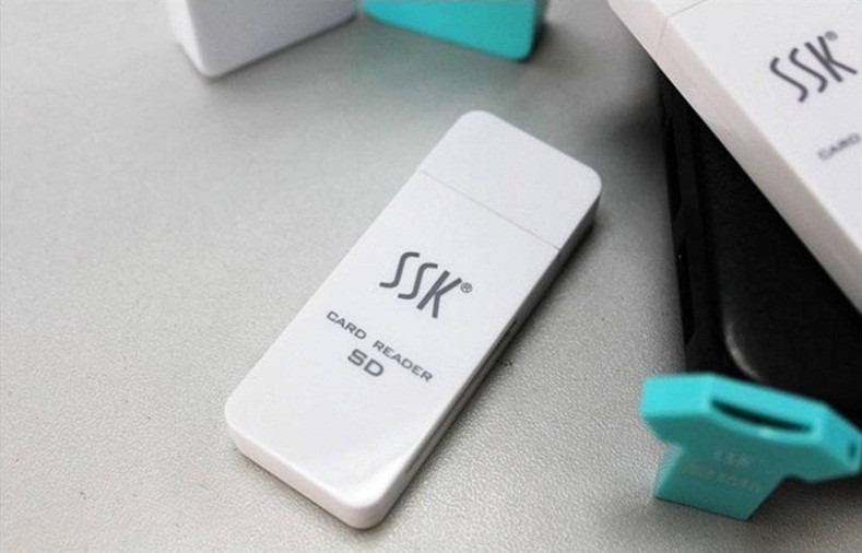 SSK飚王 SCRS054闪灵 SD/SDHC/MMC单口读卡器 手机相机SD卡读卡器 USB2.0