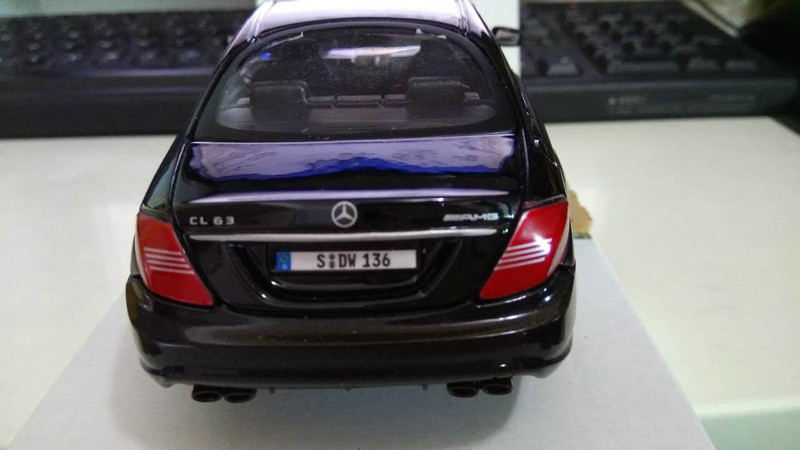 1:24 奔驰CL63 AMG 轿车 汽车模型 车模 玩具 合金仿真车模 黑色