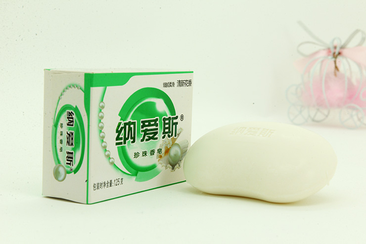纳爱斯珍珠香皂(清新花香)125g 洁净肌肤身体清洁（绿）