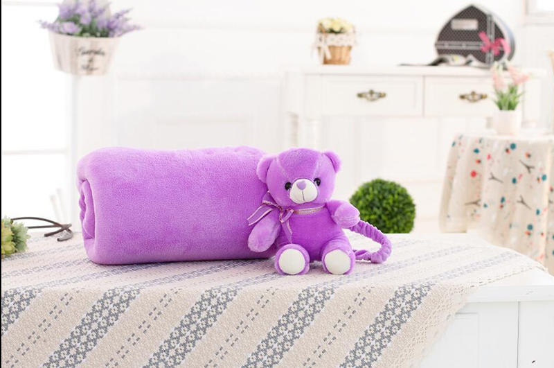 iloop动漫空调毯抱枕被折叠玩偶靠垫午休珊瑚绒毛绒玩具儿童毯子 紫色小熊款 1.7米*2米