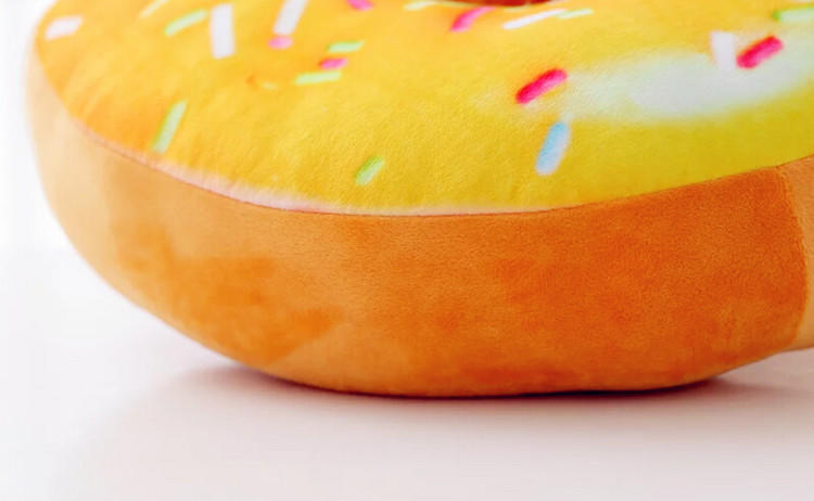 iloop 创意可爱礼品甜甜圈坐垫抱枕腰靠单孔圆形毛绒  随机 40CM*40CM