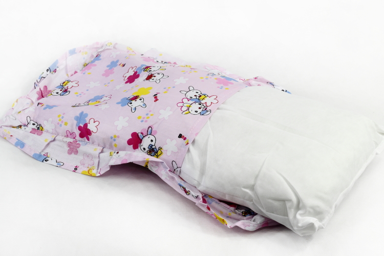 普润 竹炭宝宝健康枕 幼儿保健枕 除臭吸汗促进睡眠 儿童枕头 。