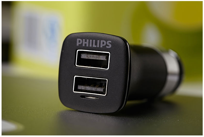 飞利浦（Philips）DLP2011车载充电器头点烟器双usb2.4A车充手机汽车安全设计
