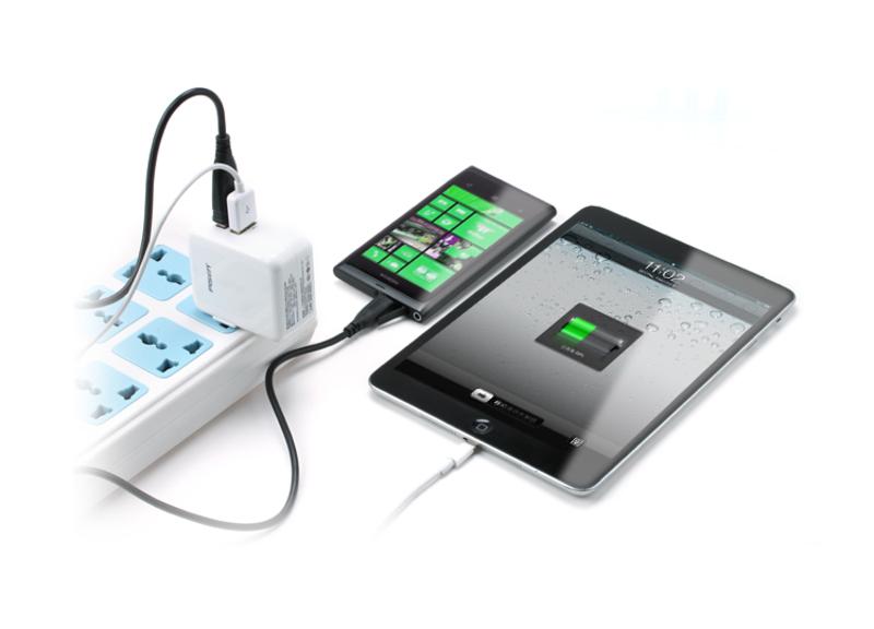 品胜 苹果iphone4/4S 0.8米数据线充电线+双USB充电器 套装