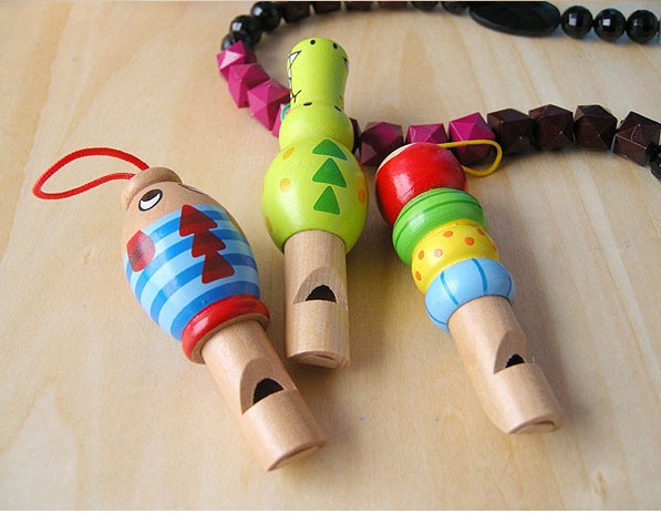 卡通动物小口哨宝宝木质音乐玩具饰品挂件木制玩具MGWJ