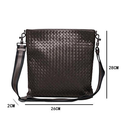 BOTTEGA VENETA 葆蝶家 牛皮男士编织斜背包 276356V465C2078 棕色