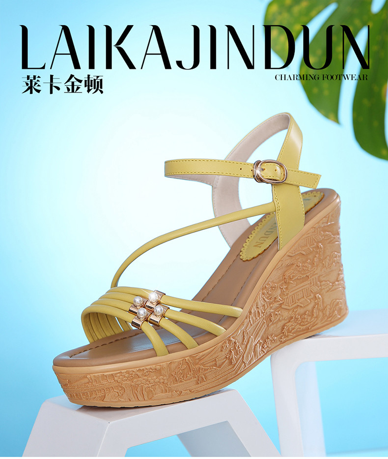 莱卡金顿6072夏季新款坡跟露趾女凉鞋珍珠装饰凉鞋厚底防水台女鞋