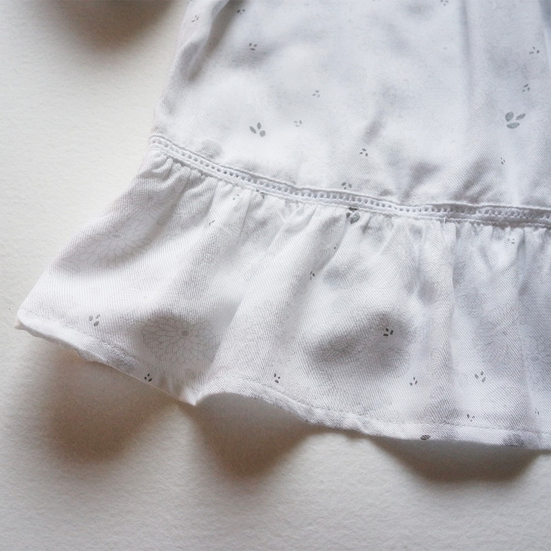 女童白色印花七分袖连衣裙