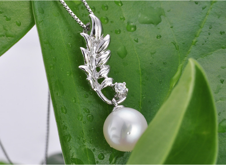千足珍珠 叶子系列 叶荛 8.5-9mm净白饱满淡水珍珠925银吊坠