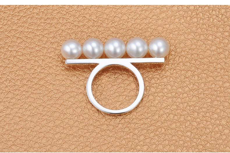 千足珍珠  balance系列 光洁圆润强光7.5-8mm淡水珍珠银戒指女款