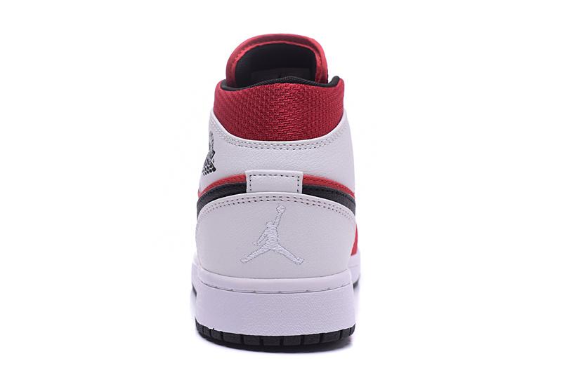 正品 NIKE 耐克 AIR JORDAN 1 MID乔丹1代篮球鞋情侣款