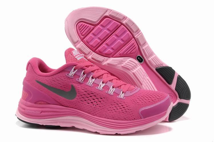 新款耐克女款网面运动跑步鞋NIKE登月4 女鞋网纱透气运动鞋