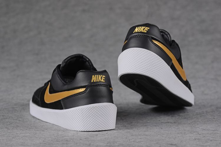 耐克男鞋Nike STREET GATO AC 反毛皮 低帮 男子 休闲鞋 运动鞋 板鞋 男鞋