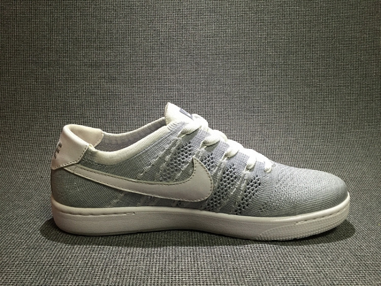 Nike耐克女TENNIS CLASSIC ULTRA FLYKNIT休闲板鞋男子运动鞋830704