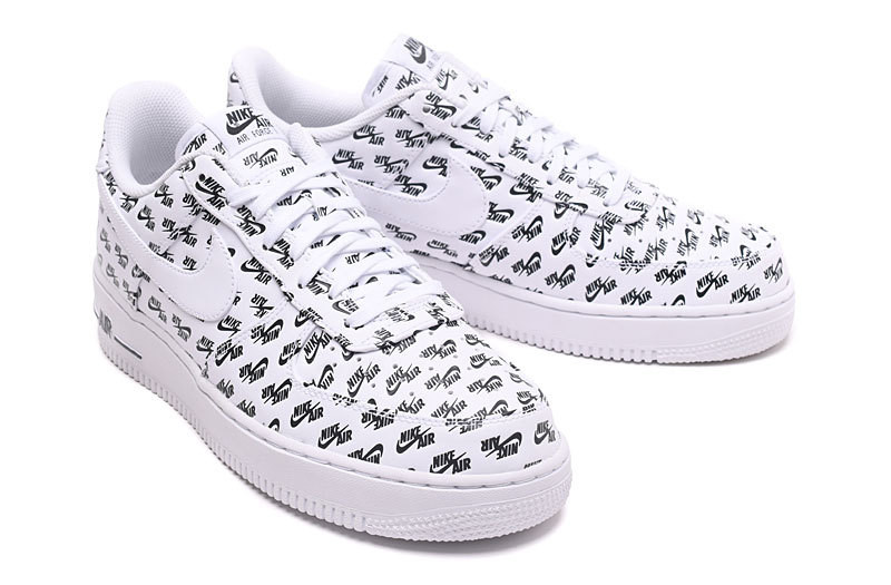 耐克/NIKE NIKE AIR FORCE 1 LOW “ALL OVER LOGO”休闲鞋