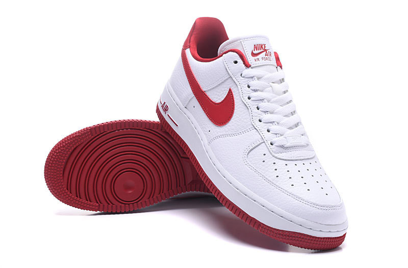 耐克/NIKE NIKE  AIR FORCE 1 07 休闲鞋 板鞋