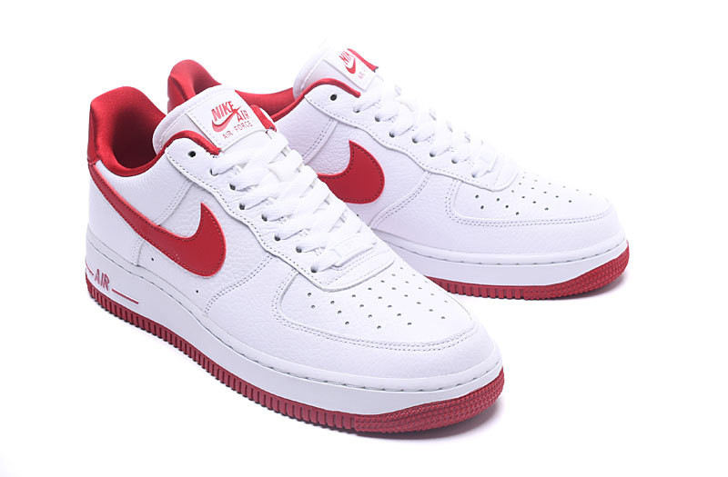 耐克/NIKE NIKE  AIR FORCE 1 07 休闲鞋 板鞋