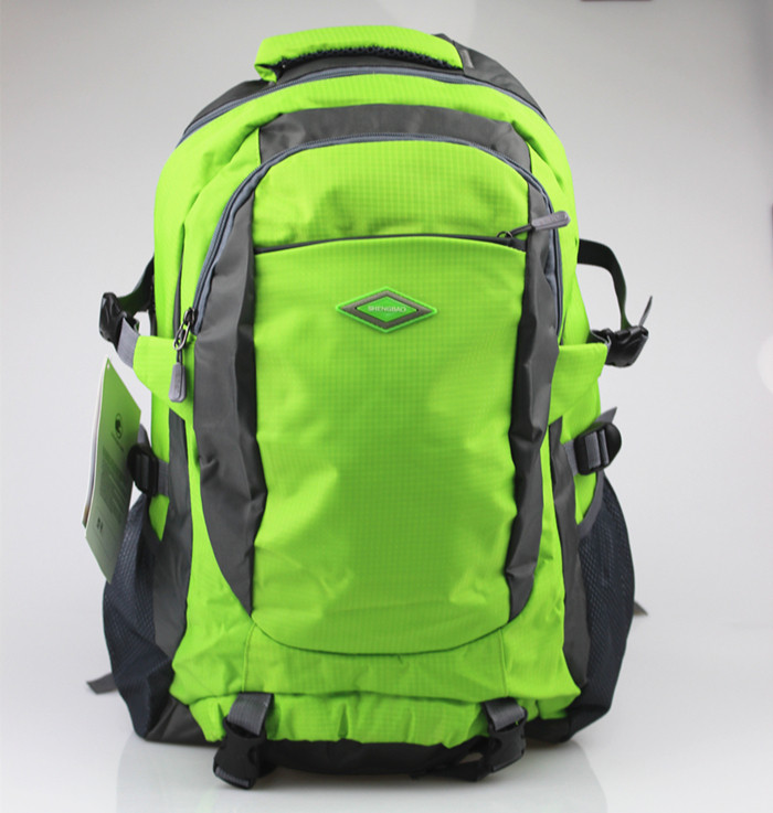 圣豹运动背包  休闲户外运动登山包男女时尚双肩包旅行包超大容量多功能背包 5色