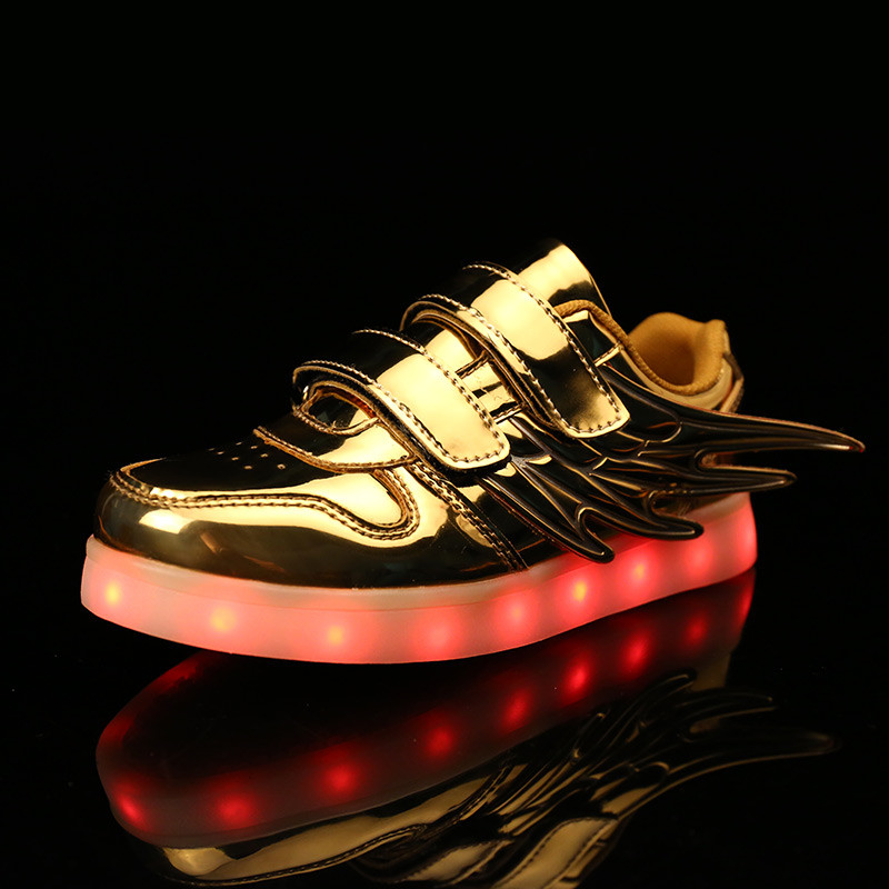 新款夏季男童女童发光鞋童鞋led灯鞋翅膀七彩闪光充电儿童运动鞋