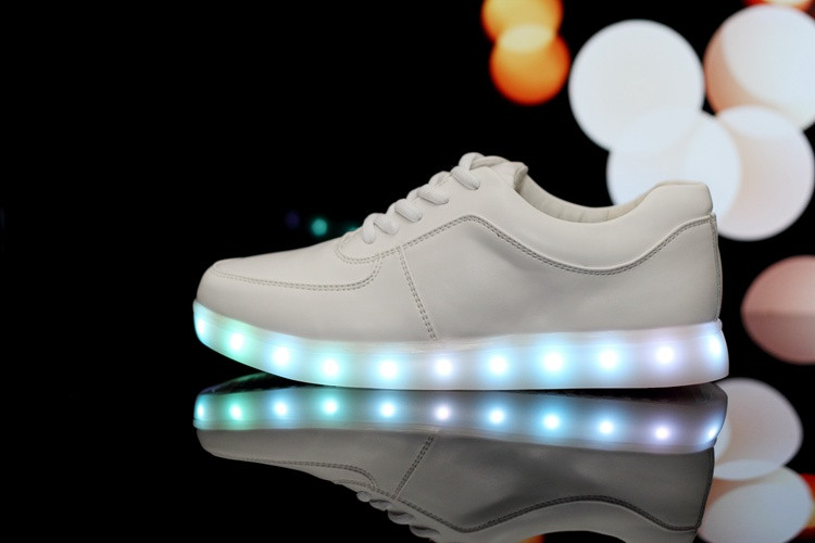 白色发光鞋充电七彩led灯鞋荧光鬼步舞鞋休闲板鞋男女鞋子潮鞋