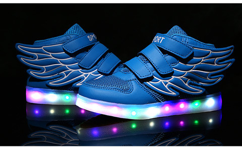 儿童运动鞋春季男童夜光鞋LED带灯鞋女童七彩发光鞋USB充电翅膀鞋
