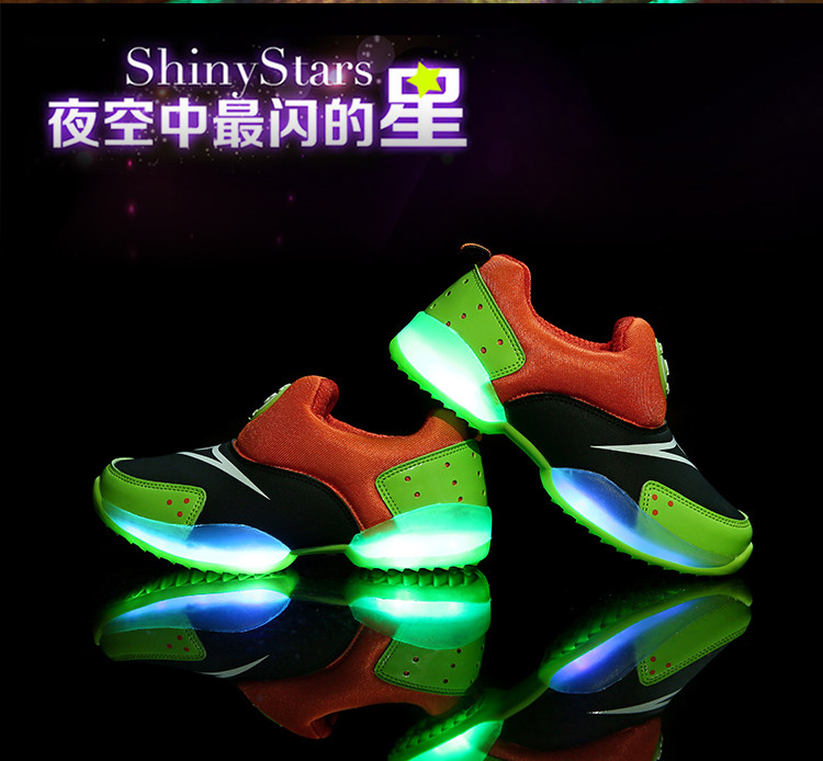 新品正品童鞋灯鞋LED发光鞋新款男童女童防水休闲鞋儿童运动鞋子