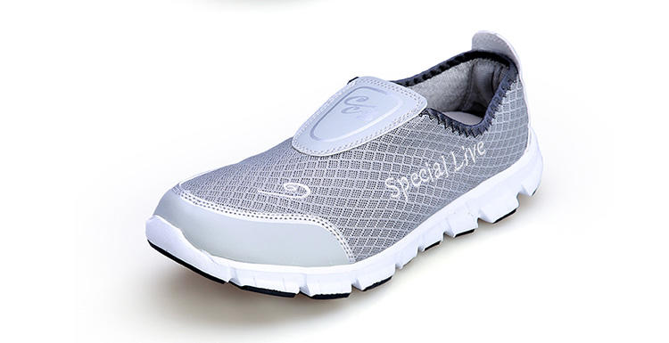 新款超轻便透气单层网布面休闲运动情侣男女款式跑步运动凉鞋