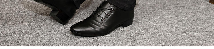 黑色休闲皮鞋男夏季英伦透气尖头商务青年系带发型师软面皮时装鞋