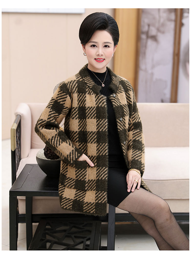 格子条纹韩版潮流时尚百搭休闲显瘦修身短款外套2017年冬季中老年女装