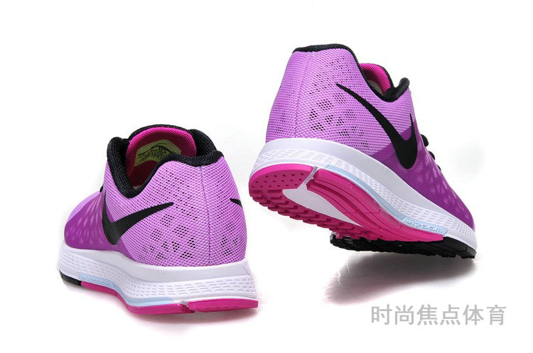 耐克Nike登月网面透气女鞋女子休闲跑步鞋654486