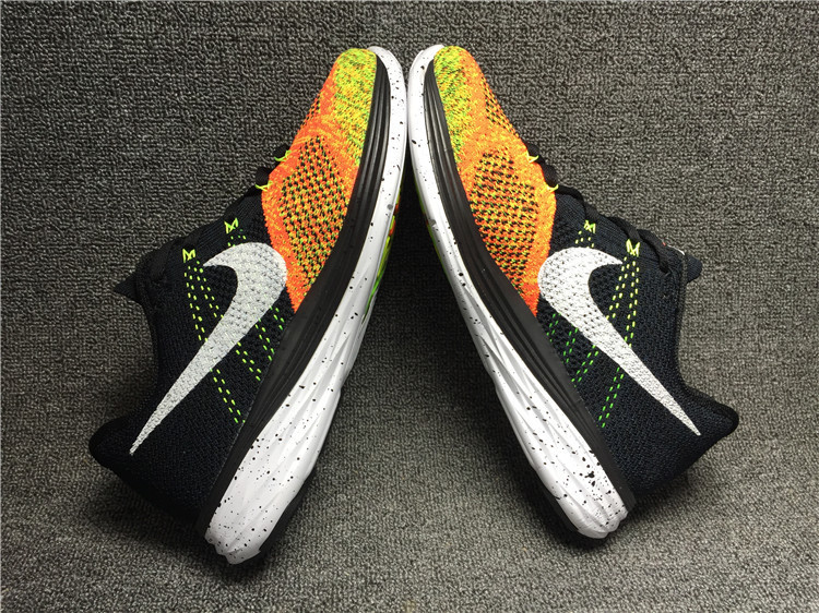 耐克男鞋登月FLYKNIT LUNAR 3飞线编织女鞋跑步鞋 698181