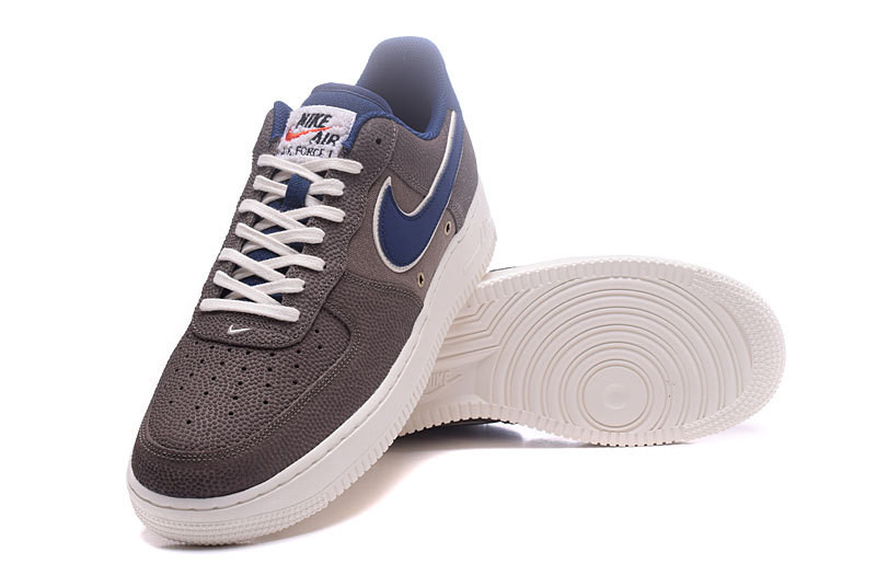 耐克/NIKE 耐克 AIR FORCE 1 07 LV8 双勾 鳄鱼纹 休闲鞋 板鞋