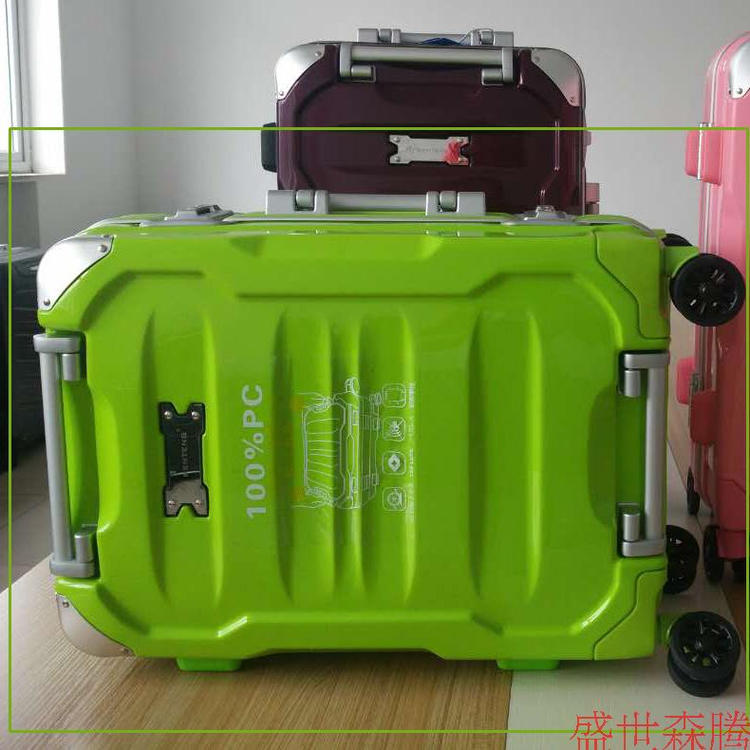 森腾大黄蜂新品高端拉杆箱硬箱商务登机旅行箱向轮行李箱TSA密码箱20寸