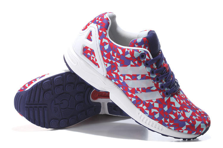 Adidas 阿迪达斯 三叶草 ZX FLUX 女子印花复古慢跑鞋 休闲运动跑步鞋