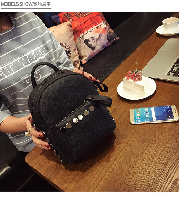 韩版时尚铆钉双肩包2016春季新款学生书包旅行包休闲女包背包