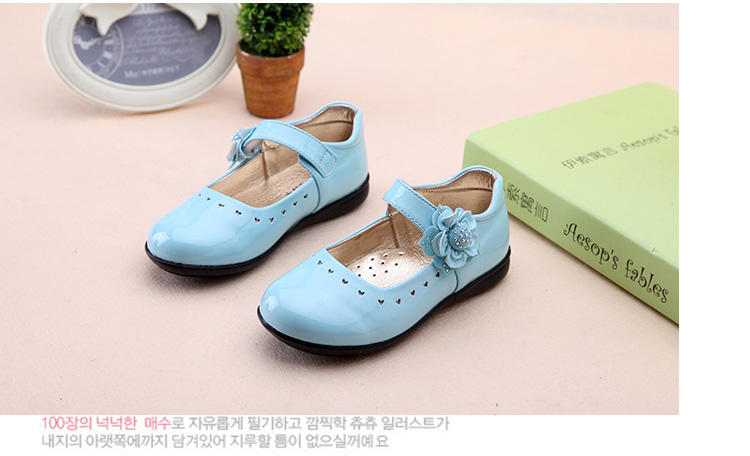 2016春季新款魔术贴儿童皮鞋韩版透气公主鞋小女孩学生平跟单鞋潮