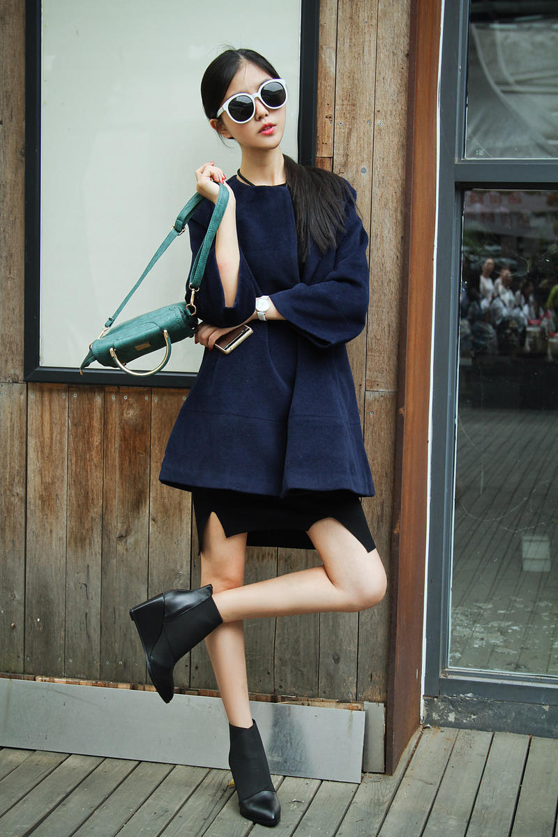 韩版秋季新款时尚真皮坡跟女靴罗马靴尖头拼色平底及裸靴