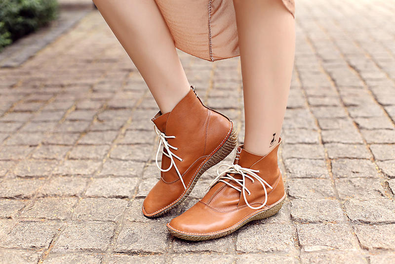 新款日系森女靴复古文艺短筒靴纯手工缝制马丁靴里外全皮女靴子