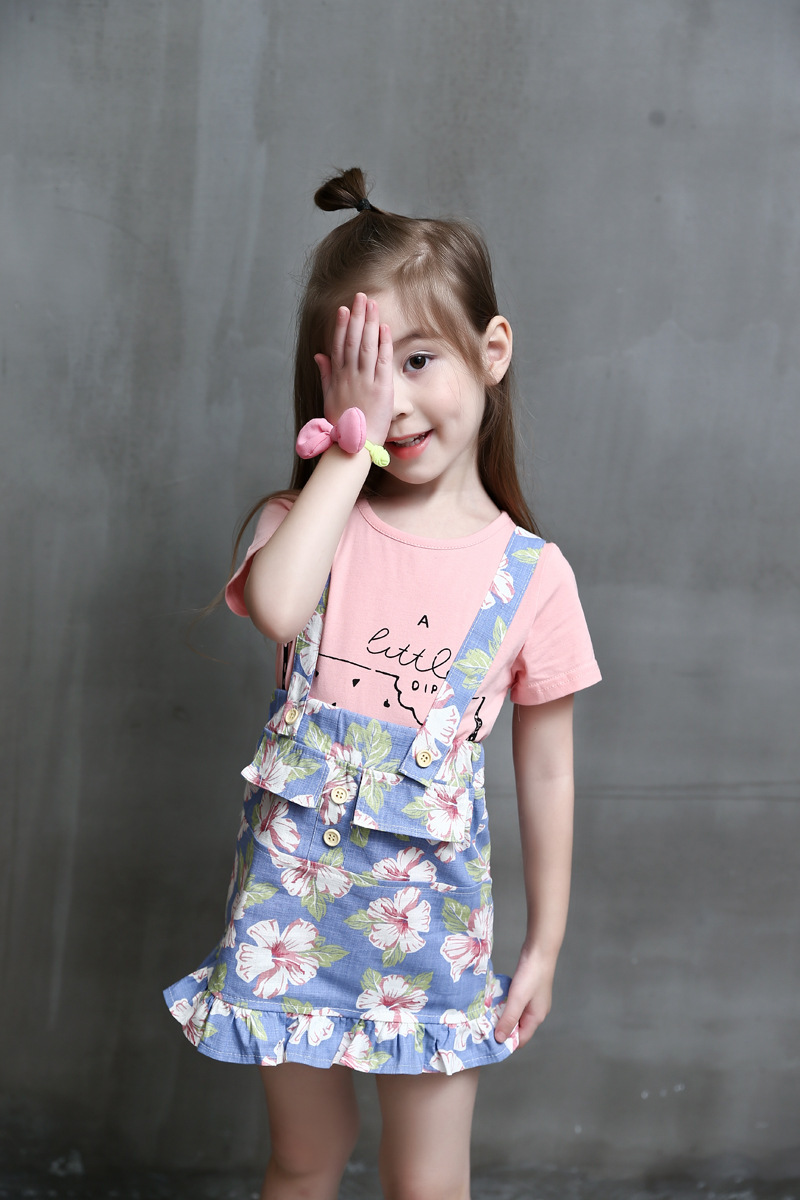 倪弘 2018夏季新款韩版女童西瓜T恤加碎花背带短裙两件套套装